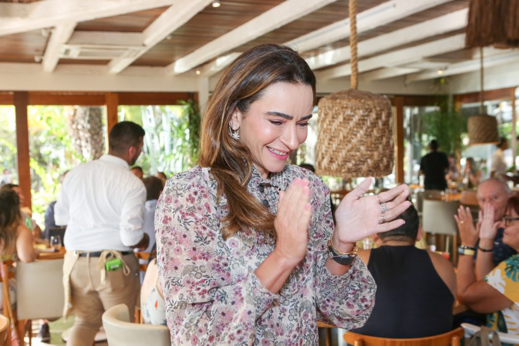 Camila Quinderé (2)