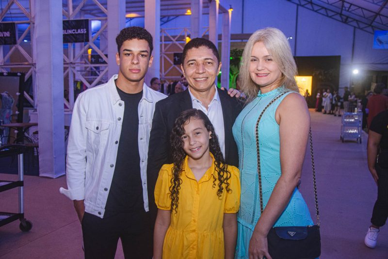 Cidade Criativa do Design - Mente criativa do DFB, Cláudio Silveira abre oficialmente o festival na Praia de Iracema