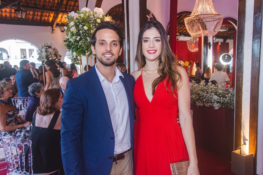 Davi Teles E Larissa Gomez