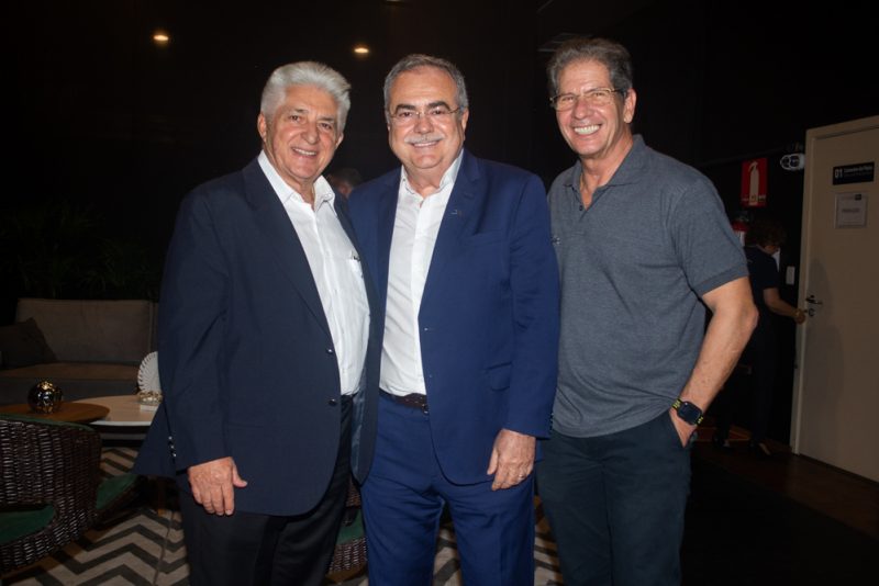 Teatro do Shopping RioMar - Cenários do Varejo destaca desafios e oportunidades para o setor