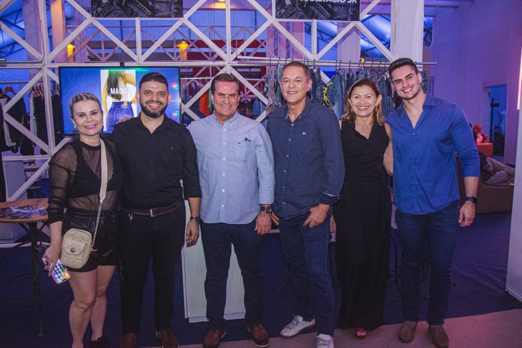 Enara Lela, Felipe Moura, Manuel Junqueira, Edson Rodrigues, Vilalba Moura E Rodrido Junqueira