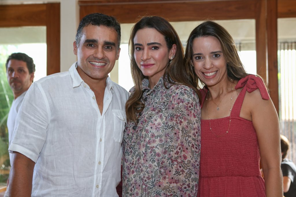 Felipe Brasil, Camila Quinderé E Rafaela Benevides (1)