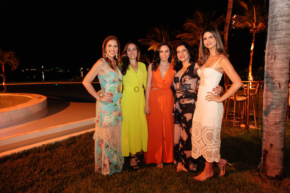 Flávia Braga, Karina Moura, Geovana Bezerra, Ticiana Timbó E
