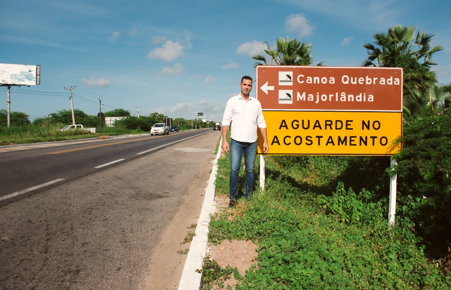 Guilherme Bismarck quer unir lideranças de Aracati para a construção de rotatória e duplicação de acesso a Canoa Quebrada