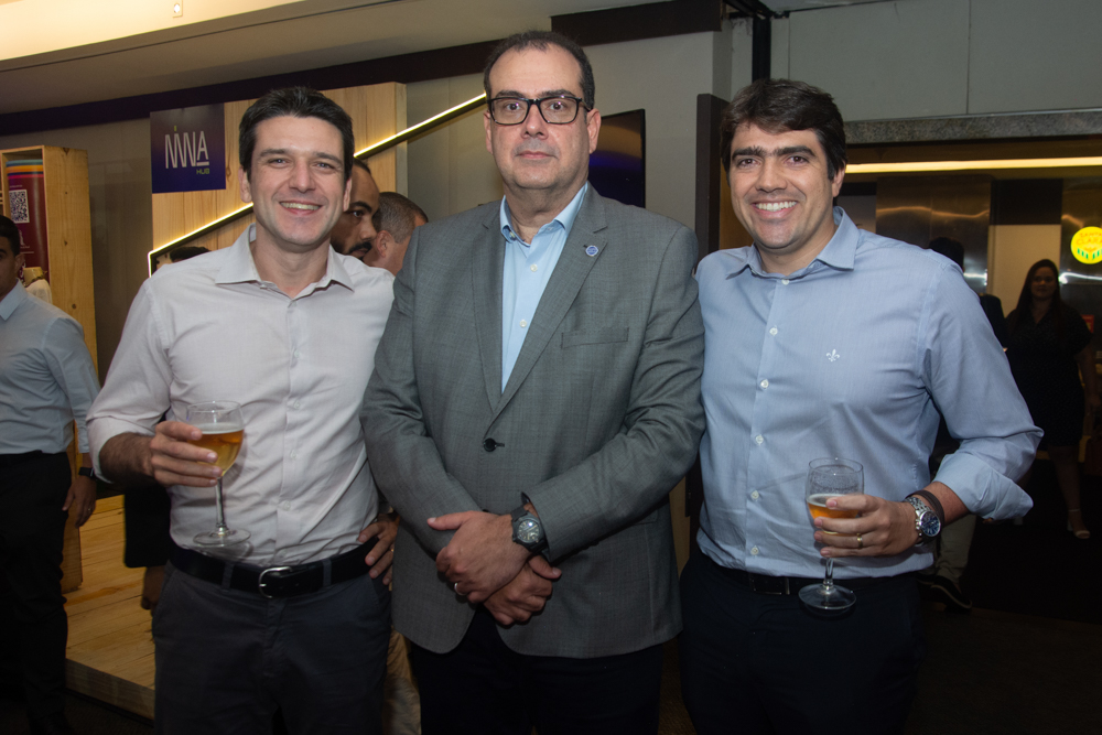 Gustavo Araujo, Delano Macêdo E Holanda Junior