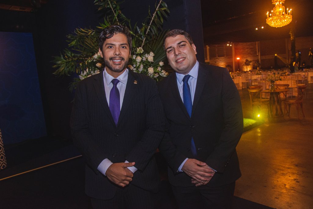 Hugo Acassio E Darlan Moreira