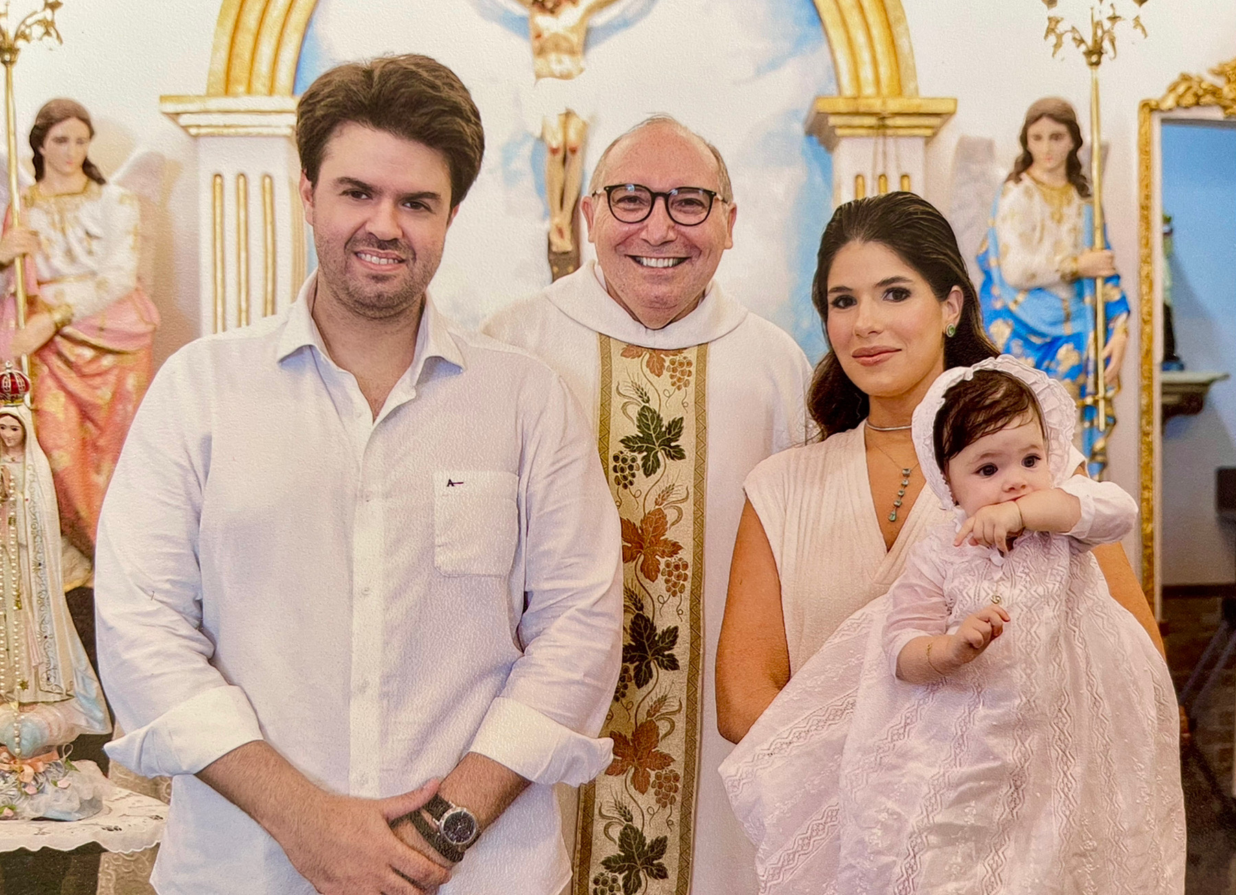 Taynã Ginepri Boris e André Boris Maia escolhem Igreja do Líbano para selar a união