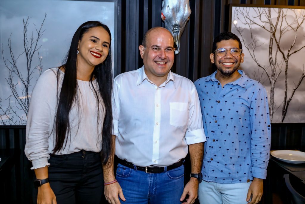 Isamara Santos, Roberto Claudio E Lailson Linhares