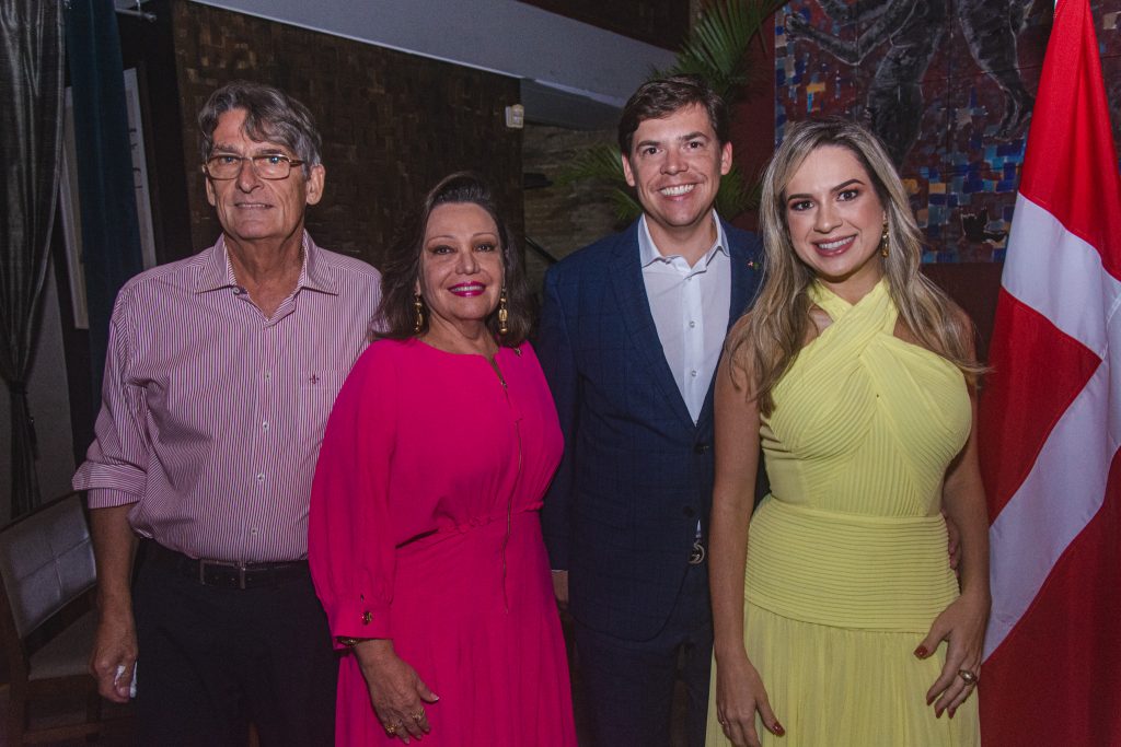 Jens, Fernanda, Leonardo E Kamila Jensen