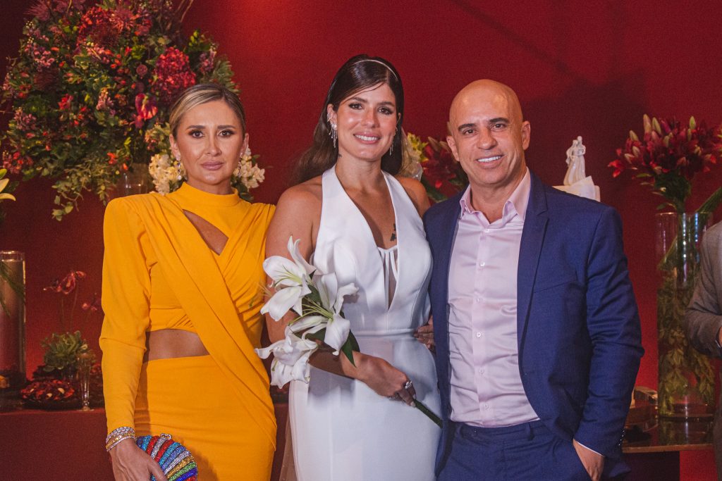 Joalia Goncalves, Tayna Ginepri E Rubens Vieira