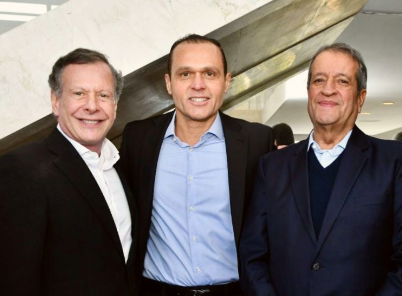Eduardo Diogo participa de encontro com Valdemar Costa Neto em São Paulo Eduardo Diogo participa de encontro com Valdemar Costa Neto em São Paulo