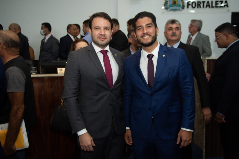 Reconhecimento - Evandro Leitão recebe Medalha Boticário Ferreira da Câmara Municipal de Fortaleza