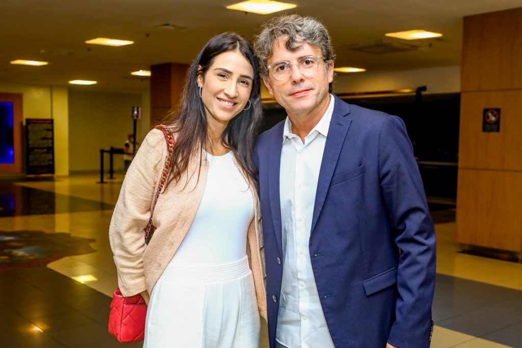 Lia Quindere E Ciro Tomaz