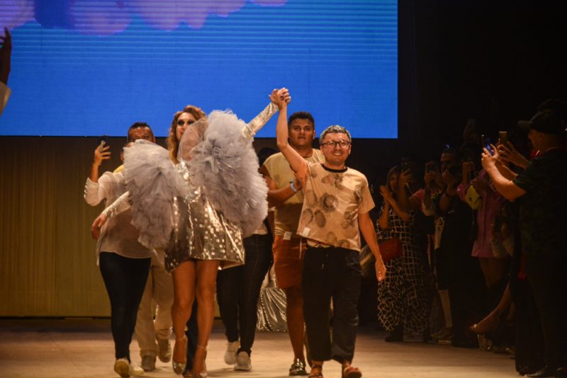 Moda Autoral - Sand Blue brilha na passarela do DFB Festival na segunda noite de desfiles na Praia de Iracema