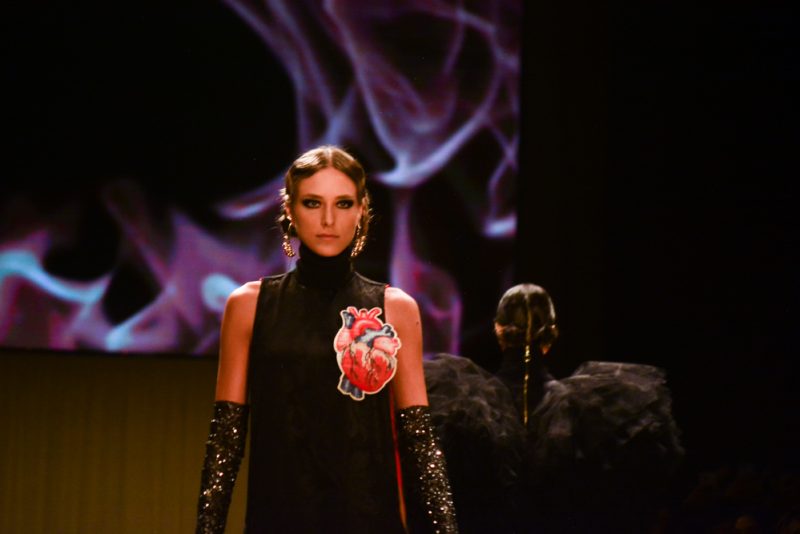 Moda Autoral - Sand Blue brilha na passarela do DFB Festival na segunda noite de desfiles na Praia de Iracema