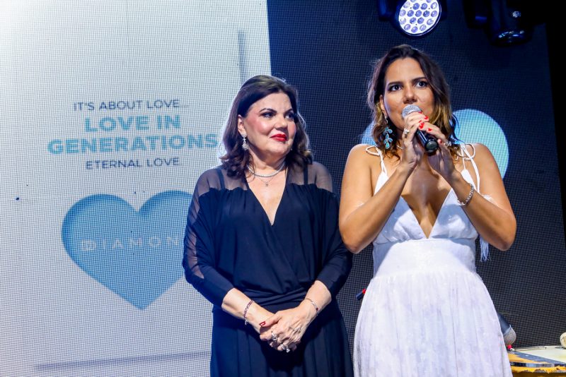 Eternal Love - Em noite super badalada, Ana Carolina Fontenele lança campanha Dia das Mães Diamond Design