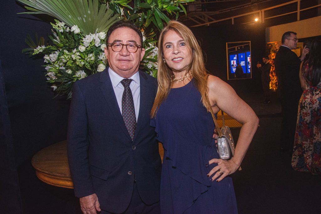 Manoel E Morgana Linhares