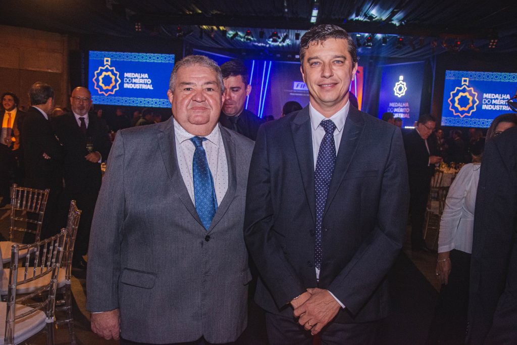 Marcos Soares E Andre Siqueira