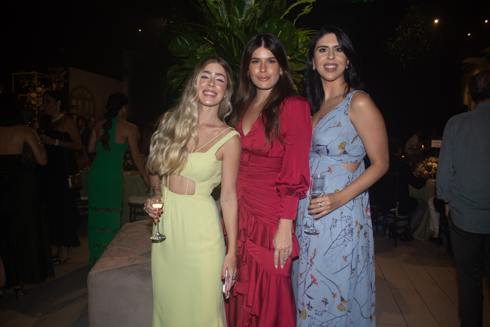 Maria Clara Boris, Taynã Ginepri E Natalia Medeiros