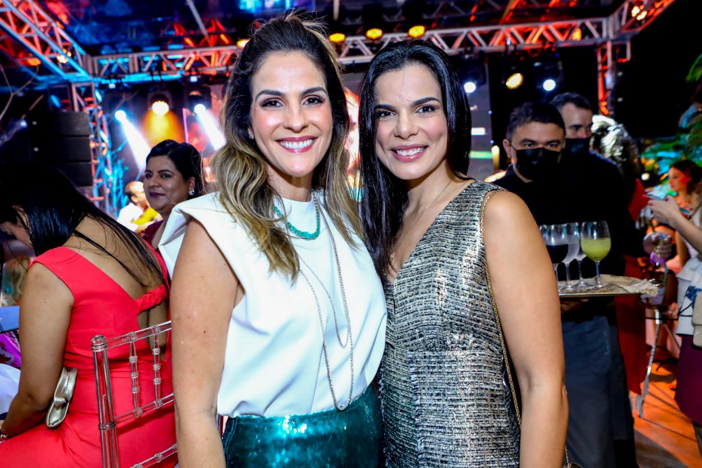 Mariana Mota E Lara Rosado