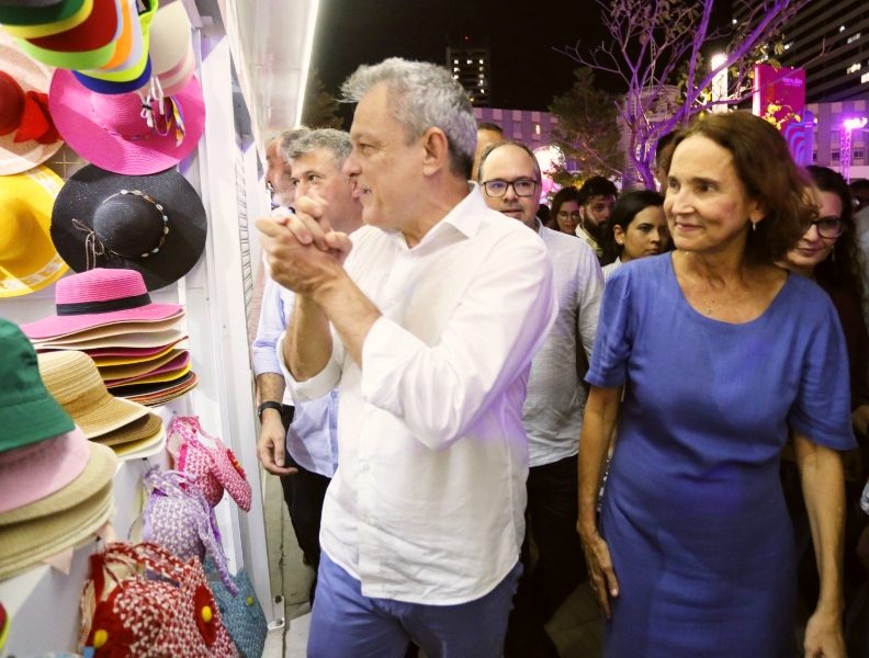 José Sarto e Izolda Cela entregam a obra de requalificação da Avenida Beira Mar