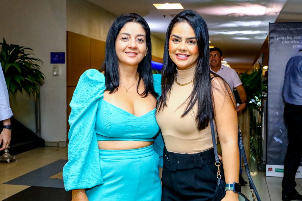 Olinda E Thamires Sousa (2)