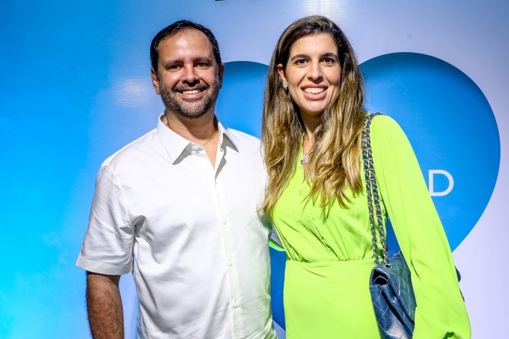 Ontonio E Luana Oliveira