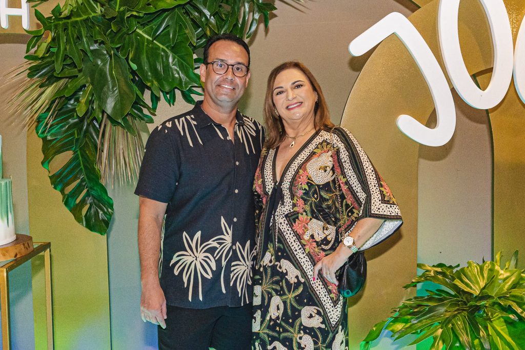 Raphael Joca E Liduiona Adeodato