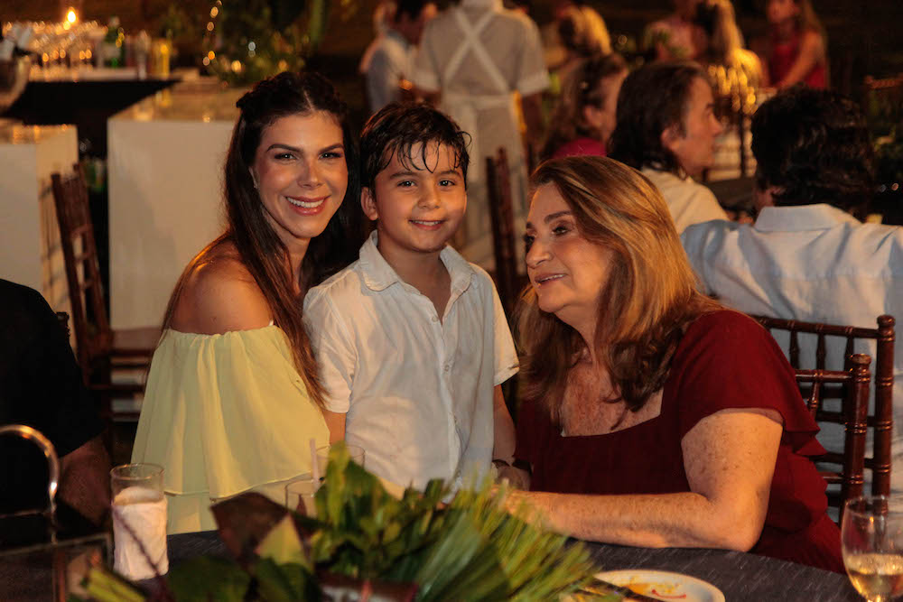 Raquel E Natan Candido