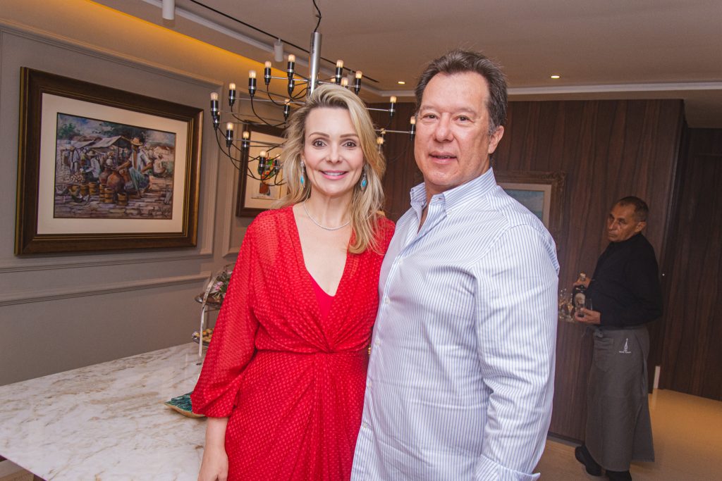 Rebeca E Carlos Fujita