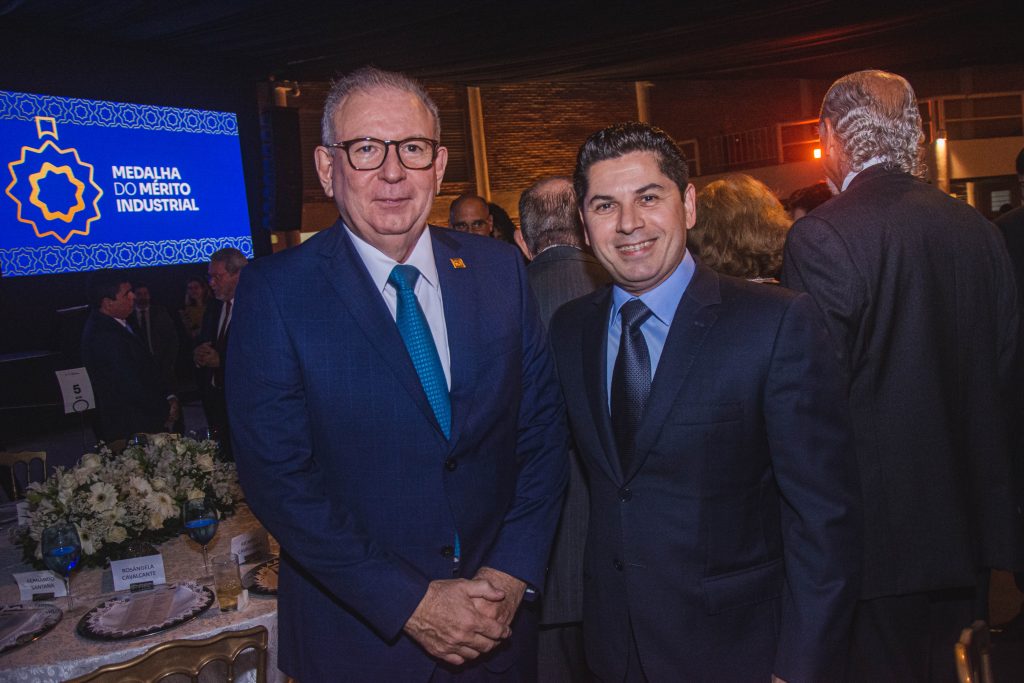 Ricardo Cavalcante E Pompeu Vasconcelos