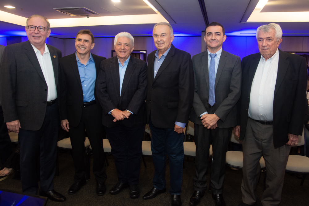 Ricardo Cavalcante, Pedro Lima,deusmar Queirós, Bosco Pinheiro, Roberto Nogueira E Roberto Macêdo