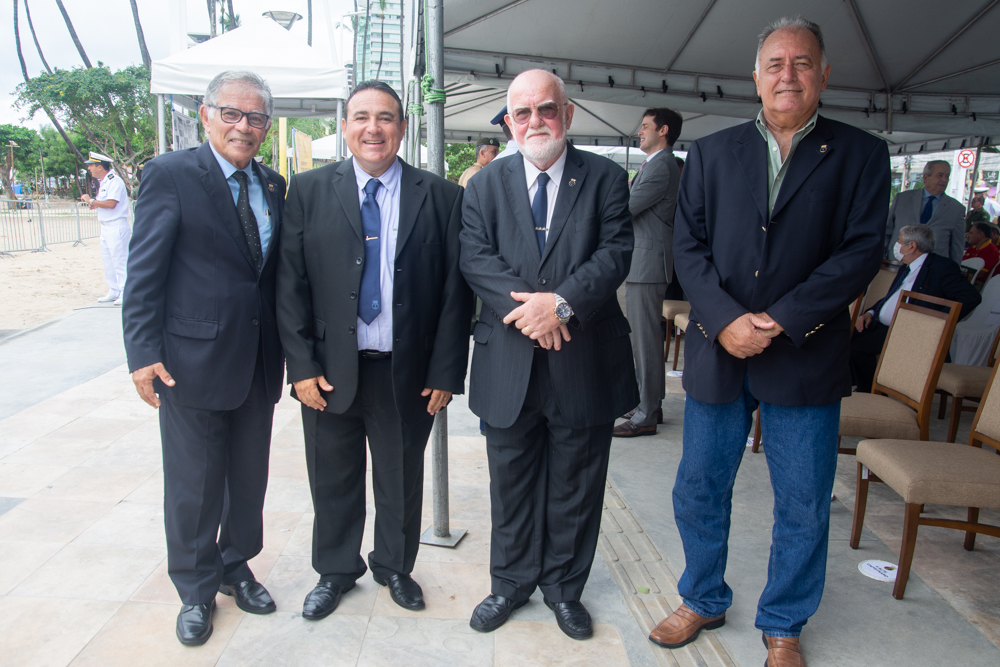 Roberto Lima, Arnaldo Silva, Almirante Oberg E Almirante Fernando (2)