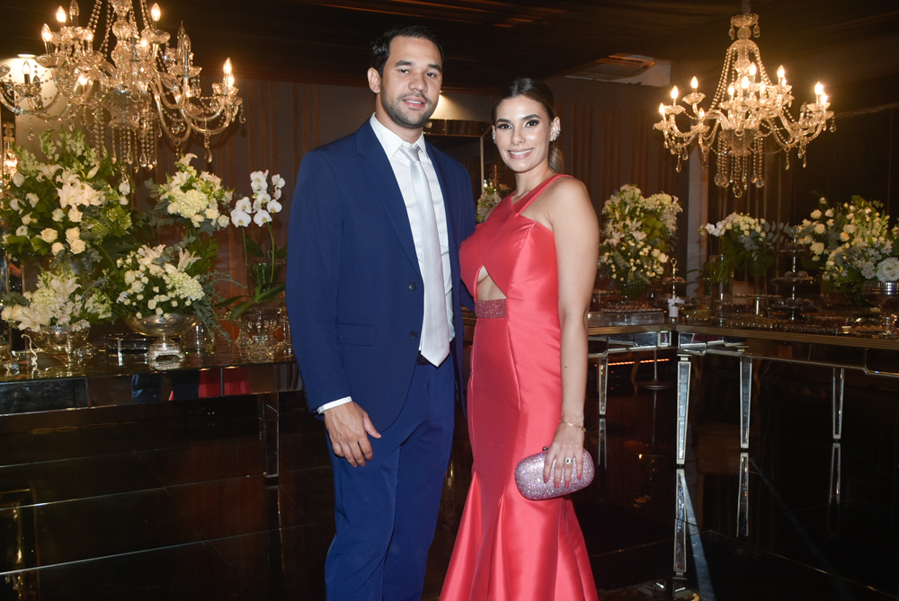 Rodrigo Macedo E Chrislaina Pinheiro