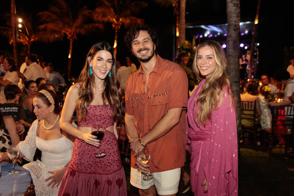 Sara Brasil, Levi Castelo Branco E Isabel Brasil