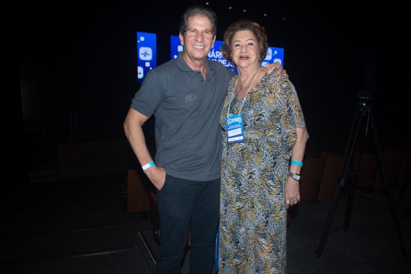 Teatro do Shopping RioMar - Cenários do Varejo destaca desafios e oportunidades para o setor