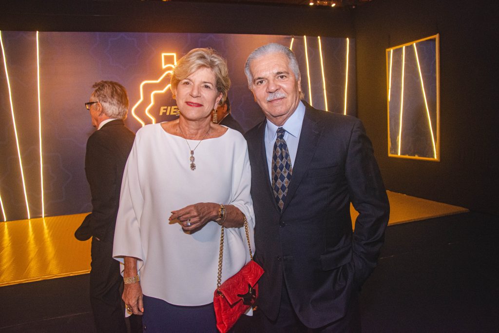 Stella E Pio Rodrigues