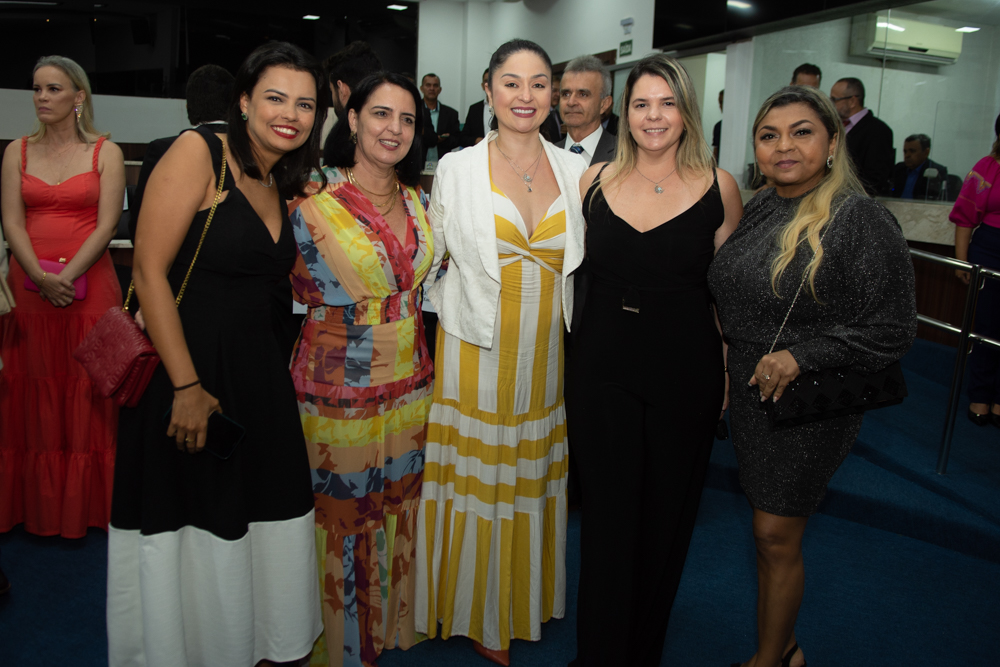 Tamires Campos, Rejane Sales, Patricia Codepilla, Carina Diogenes E Katia Gomes (1)
