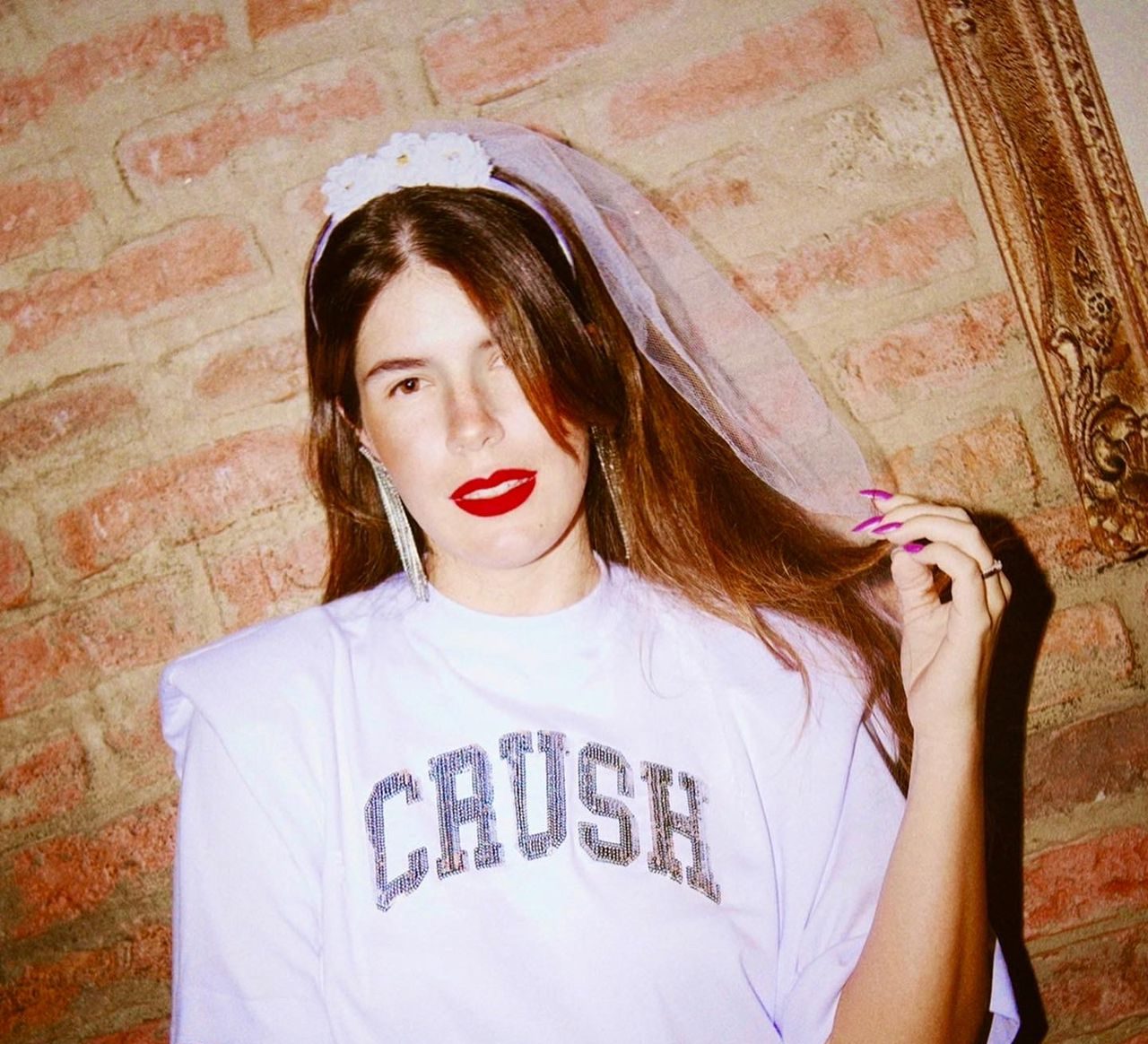 Taynã Ginepri Boris revela os bastidores da escolha do seu vestido de noiva