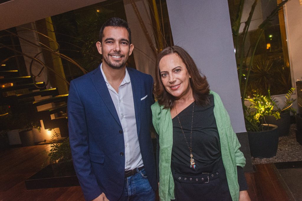 Thiago Sousa E Alida Carakuch