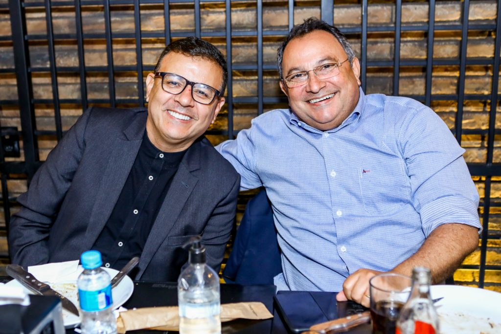 Valdir Fernandes E Moacir Maia