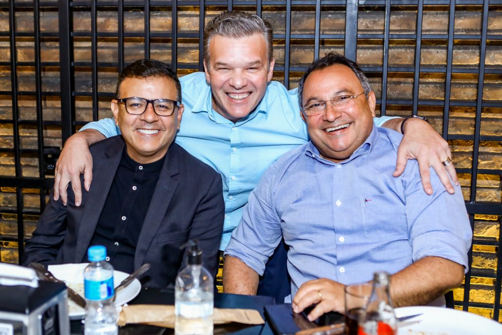 Valdir Fernandes, Ferruccio Feitosa E Moacir Maia