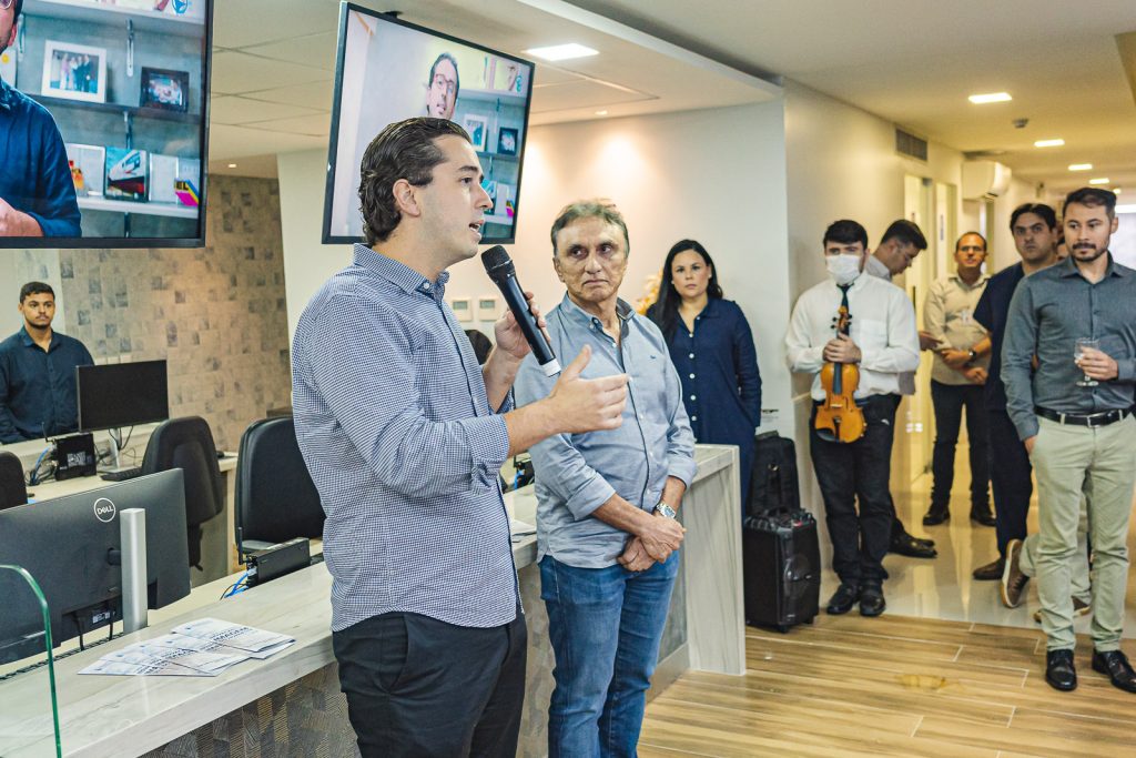 Victor E Iramar Moreira