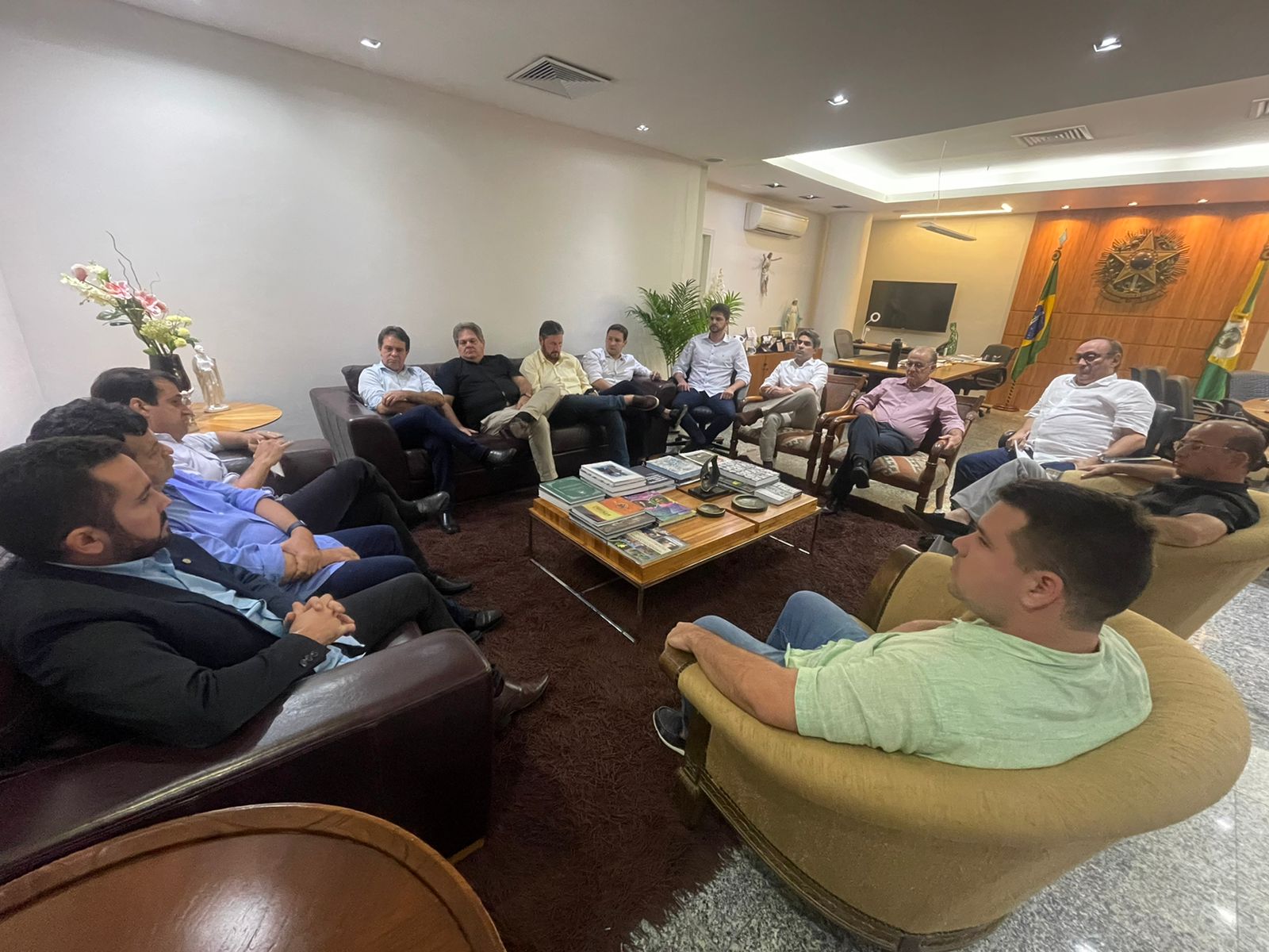 Deputados do PDT reforçam apoio à pré-candidatura de Ciro Gomes