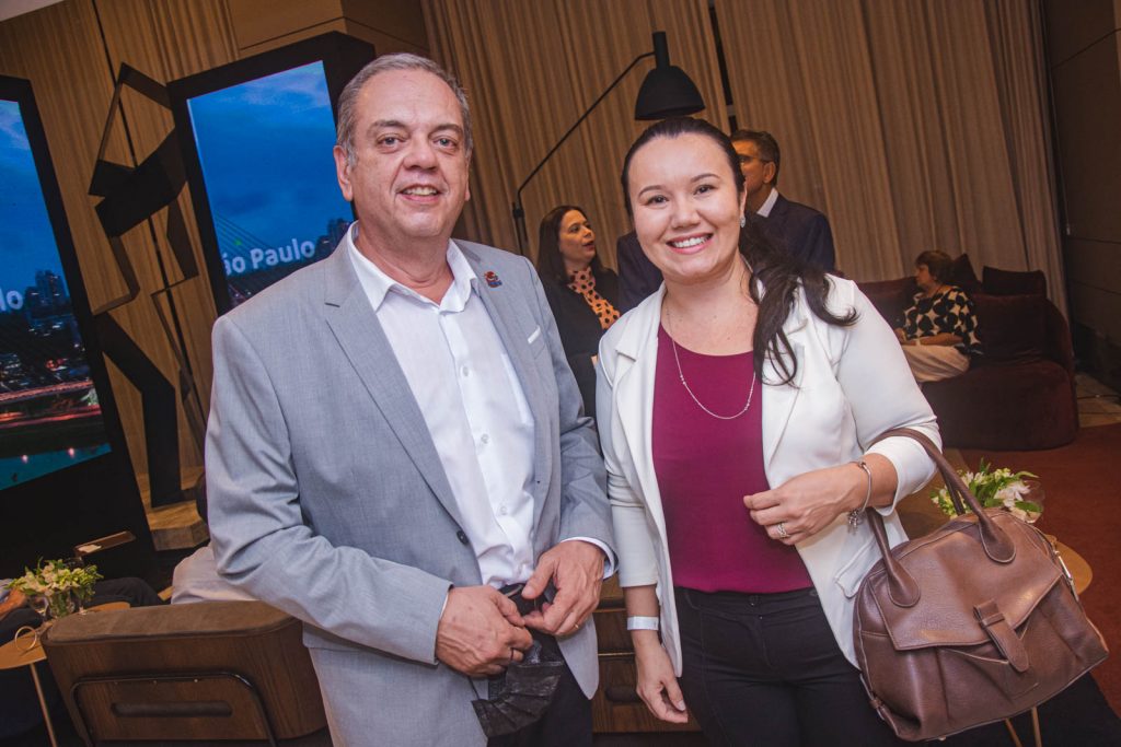 Adizio Figueiredo E Nivea Santos