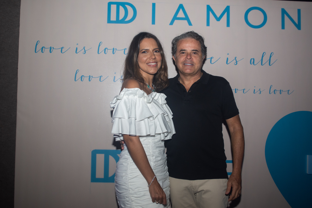 Em clima de romantismo, Diamond Design promove sessão exclusiva de cinema no Shopping RioMar
