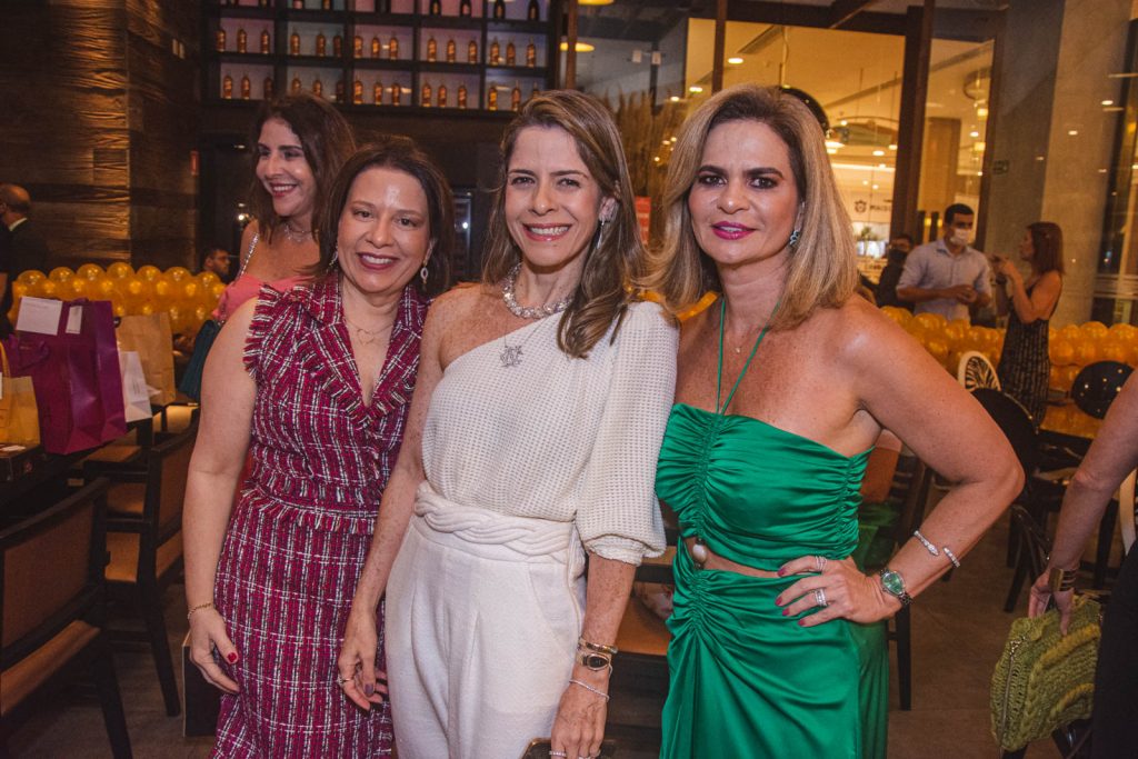 Ana Zelia Gadelha, Carla Nogueira E Germana Wanderley