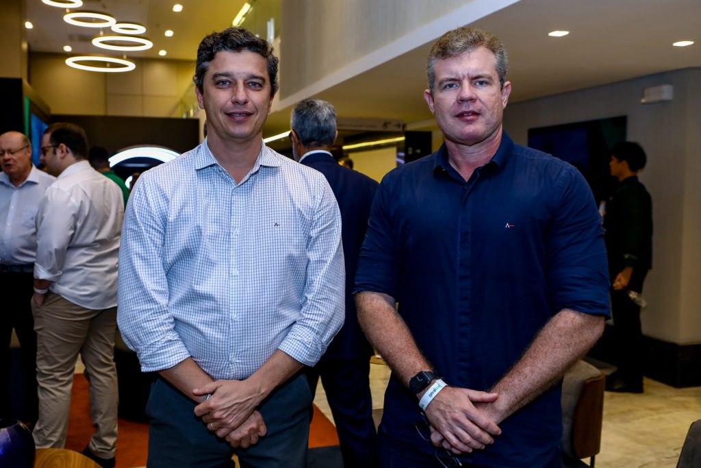 Andre Siqueira E Gustavo Lima Verde