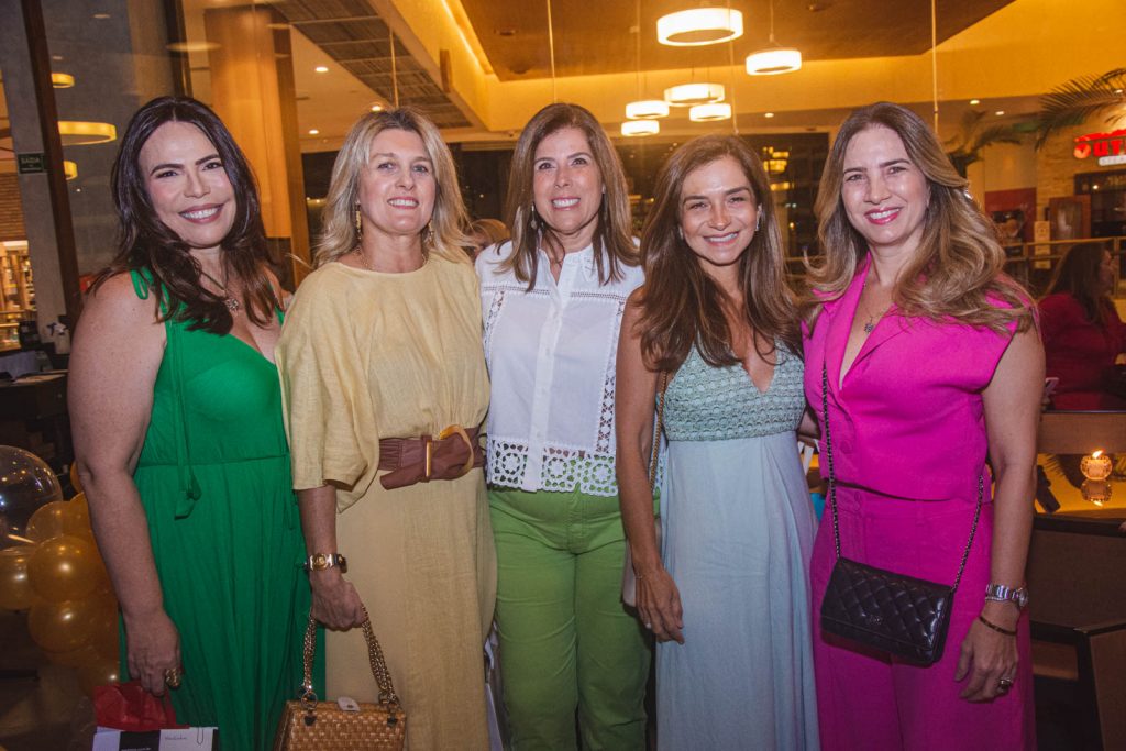 Andrea Rios, Monique Gurgel, Nara Acioly, Cristine Brasil E Karmilse Marinho