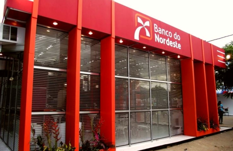 Fitch eleva nota de crédito do BNB e de mais 11 instituições financeiras do Brasil